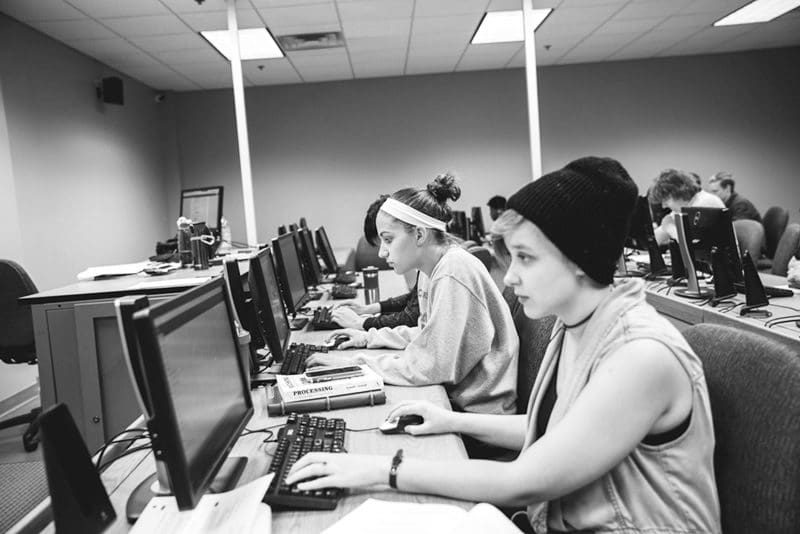 Data Analytics: students in the computer lab