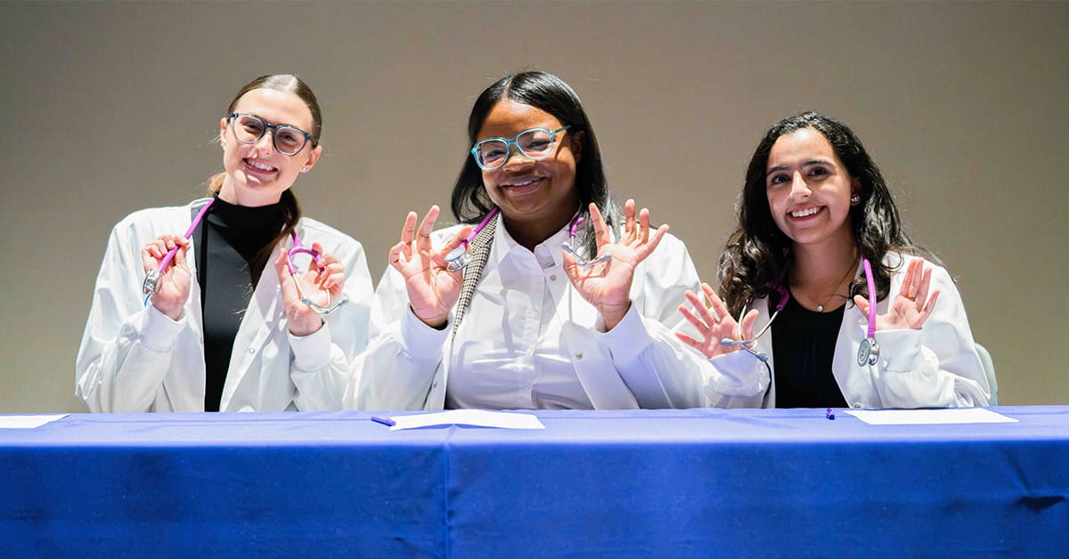 Trinity Christian College and Northwestern Medicine Palos Hospital are proud to announce an innovative and mutually beneficial nursing program that creates a pipeline for future nursing employment at Northwestern Medicine Palos Hospital and furthers Trinity’s commitment to alleviating student debt.